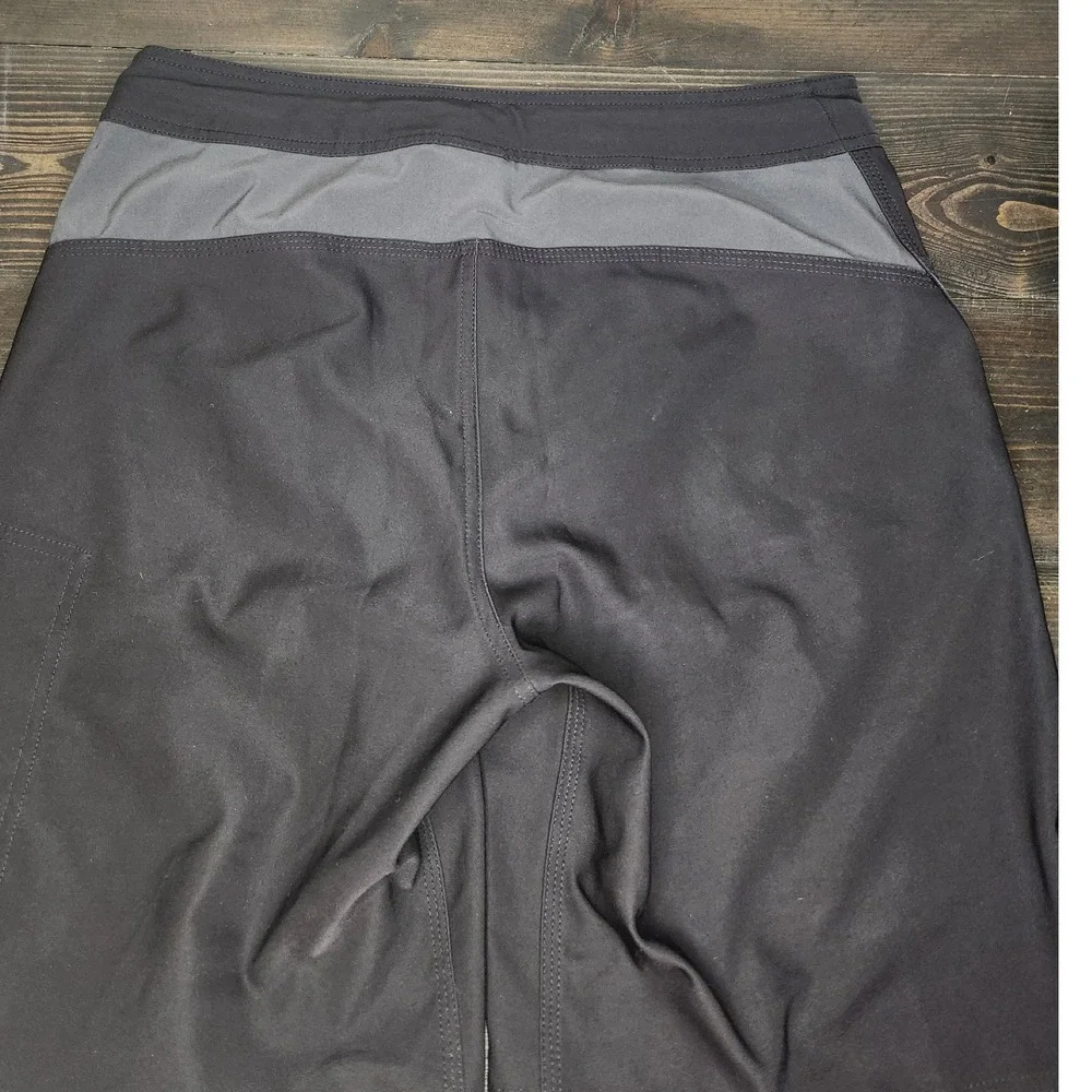 THE NORTH FACE Boardshorts Swim Cargo‎ Shorts Size 32 Black
